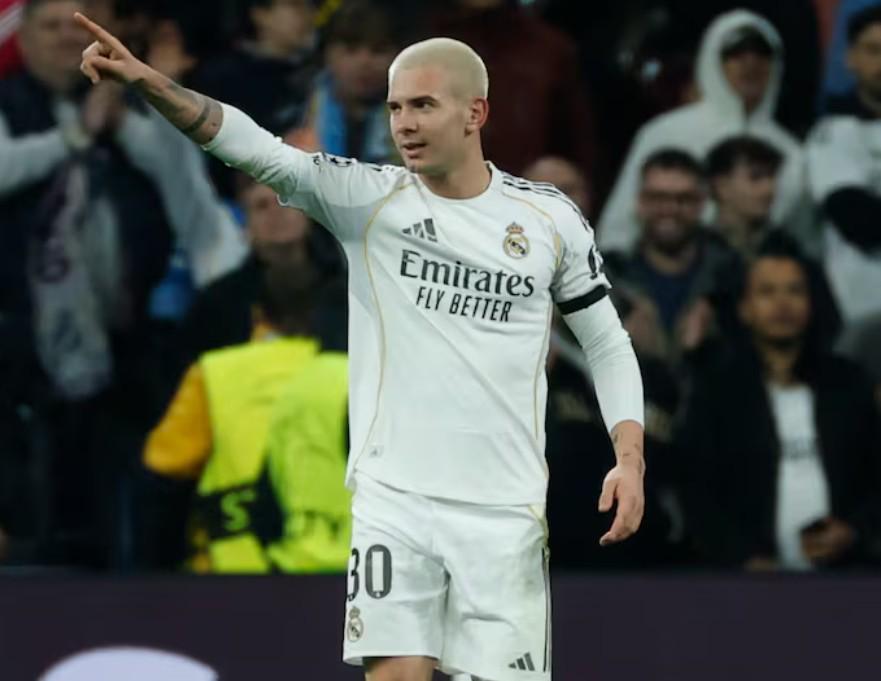 世界杯比赛在线观看地址-阿斯：马斯坦托诺表现出色，展现了超越年龄的成熟与团队精神