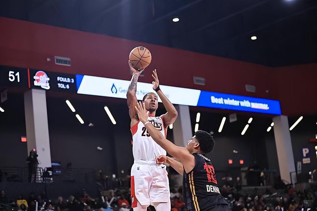 世界杯高清直播平台-开拓者用双向合同签下锋线新秀，但他在发展联盟的表现都非常一般